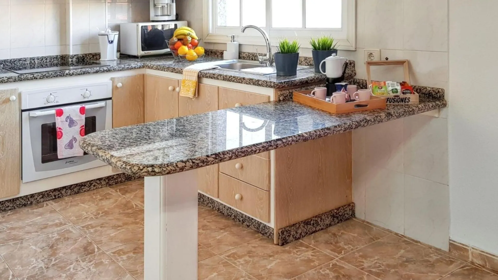 Coastal Terrace Apartment: 2BR with Wi-Fi near Puerto de Santiago Beach Puerto de Santiago (Tenerife)